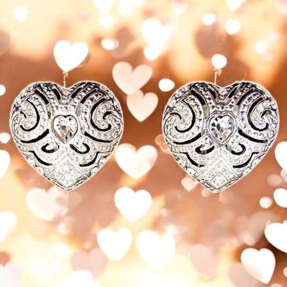 Vintage Carolee Earrings 1" Heart Simulated Diamonds Clip On Silver Filigree EUC - Picture 2 of 15